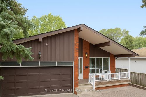 bsmt-18 Glen Cameron Rd, Thornhill, ON, L3T1N7 | Card Image