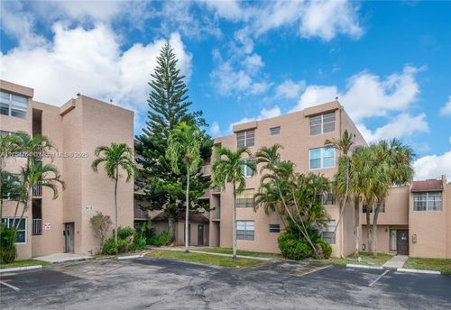 apt-208-9410 Live Oak Pl, Davie, FL, 33324-4732 | Card Image