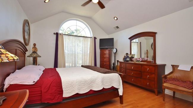 Primary bedroom | Image 24