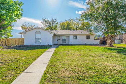 802 Birchwood Dr, Garland, TX, 75043-5005 | Card Image