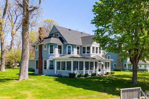 183 Maple Lane, Fort Erie, ON, L2A4P2 | Card Image
