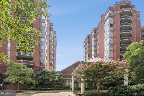 2-406-5802 Nicholson Ln, NORTH BETHESDA, MD, 20852-2965 | Card Image