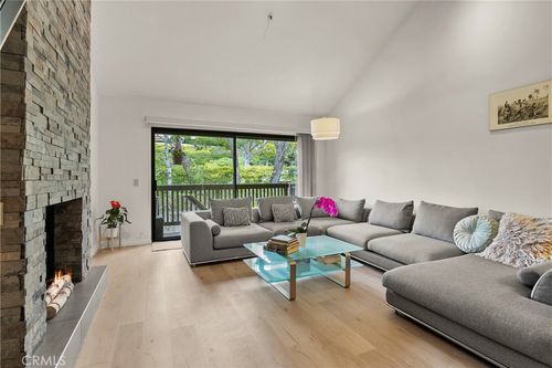 22-2 Canyon Island Dr, Newport Beach, CA, 92660-5114 | Card Image