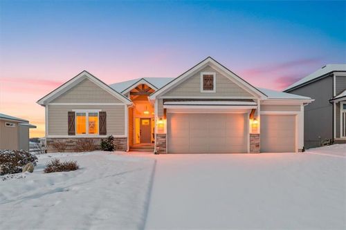 2614 Sw Farm Field Road, Lee's Summit, MO, 64082 | Card Image