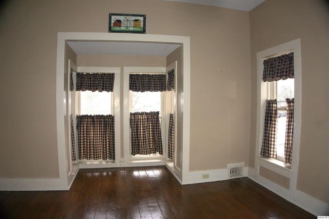 286 Williams St, House other with 4 bedrooms, 2 bathrooms and 1 parking in Barry IL | Image 25