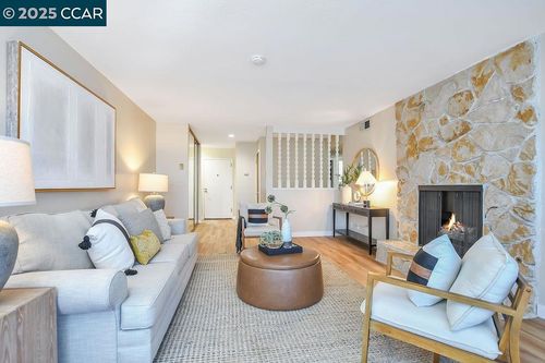 apt-111-1550 Bancroft Ave, San Leandro, CA, 94577-5264 | Card Image