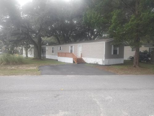 535 Eden Ave, Murrells Inlet, SC, 29576-6109 | Card Image