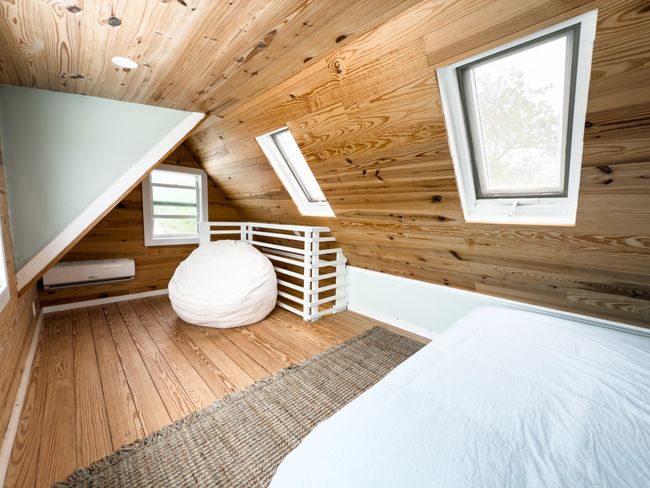 9W Upstairs Loft 2 | Image 19