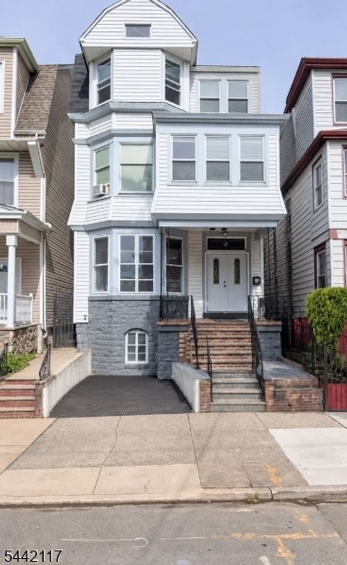 316 Clifton Ave, Newark, NJ, 07104-1229 | Card Image