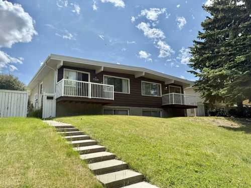 7331 &amp; 7329 Huntertown Crescent Nw, Calgary, AB, T2K4K3 | Card Image