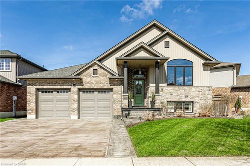 624 Halifax Rd, Woodstock, ON, N4T0E8 | Card Image