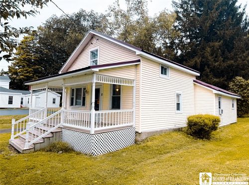 11 Main St, Hermon, NY, 13652-3177 | Card Image