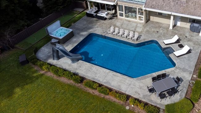 120 Strong Rd, House other with 7 bedrooms, 5 bathrooms and 15 parking in Anmore BC | Image 30