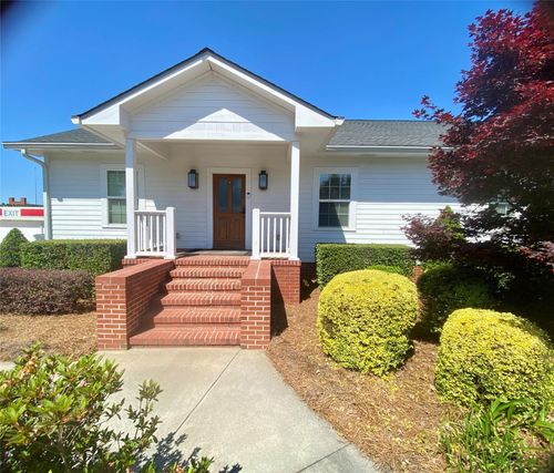 106 N Alexander Ave, Washington, GA, 30673-1542 | Card Image
