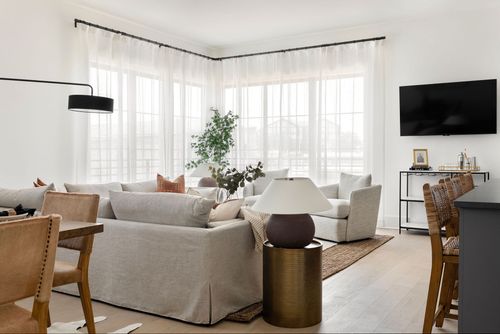 1214 Pillow St, Nashville, TN, 37203 | Card Image