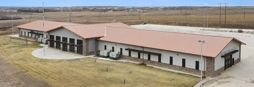 6611 2nd Ave W, Williston, ND, 58801-7309 | Card Image