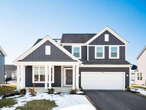 127 Silver Pine Ln, Lewis Center, OH, 43035-3104 | Card Image