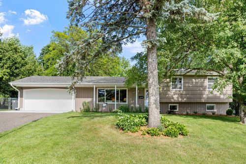 2420 Ensign Ave N, Golden Valley, MN, 55427-3103 | Card Image