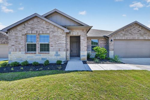305 Sadie Ln, Burleson, TX, 76028-0014 | Card Image