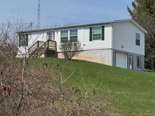 200 W Oyster Rd, Rose City, MI, 48654-9735 | Card Image