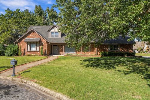 6826 S 77th East Ave, Tulsa, OK, 74133-7737 | Card Image