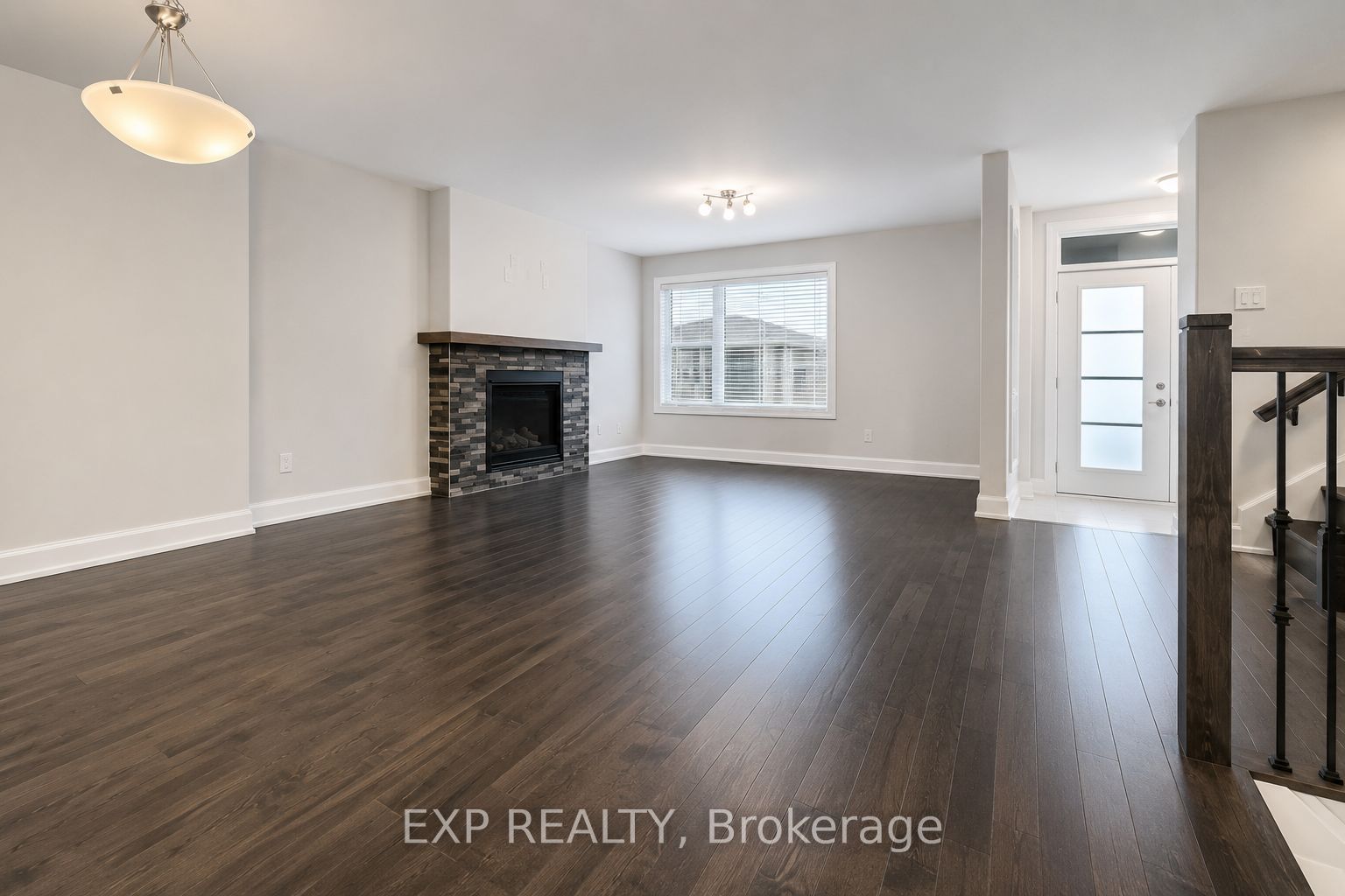 Residential Lease in Russell 5