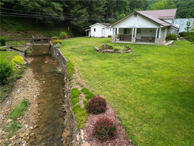 13088 Clay Hwy, House other with 4 bedrooms, 2 bathrooms and null parking in Lizemores WV | Image 23