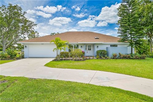 28211 Winthrop Cir, BONITA SPRINGS, FL, 34134 | Card Image