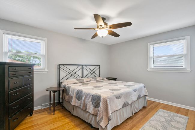11017 S Kilbourn Ave, House other with 3 bedrooms, 2 bathrooms and 2 parking in Oak Lawn IL | Image 14