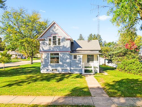 302 E Navaho Ave, Shabbona, IL, 60550-5152 | Card Image