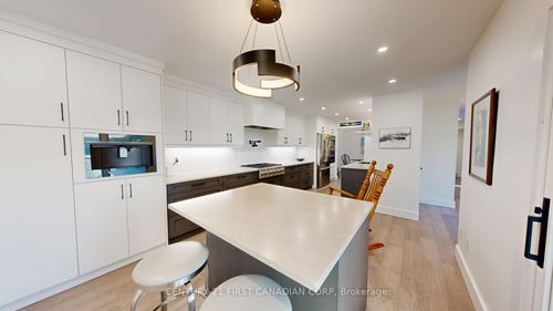 527 Topping Lane, London, ON, N6J3M8 | Card Image
