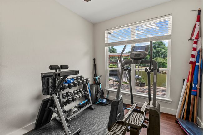 Main home office/flex room/exercise/hobby room | Image 32