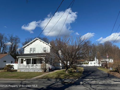 428 Keystone Ave, Peckville, PA, 18452-2226 | Card Image