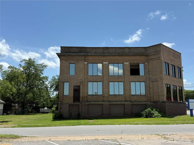 1100 S Austin Ave, Home with 0 bedrooms, 0 bathrooms and null parking in Denison TX | Image 5