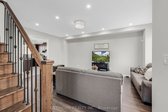 21 Rabbit Run Way, House attached with 3 bedrooms, 3 bathrooms and 1 parking in Brampton ON | Image 17