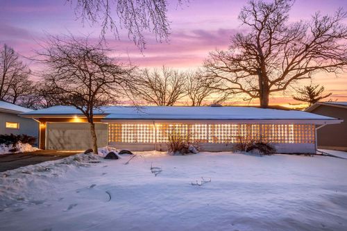 7008 35th Ave, Crystal, MN, 55427-2118 | Card Image