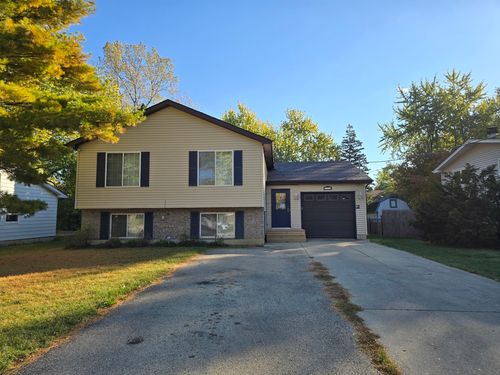 38055 N Russell Ave, Beach Park, IL, 60087-1725 | Card Image