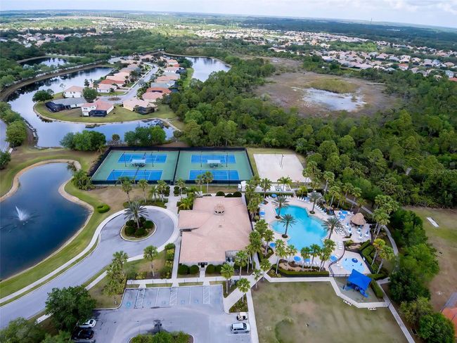 11815 Tempest Harbor Loop, House other with 3 bedrooms, 2 bathrooms and null parking in VENICE FL | Image 50