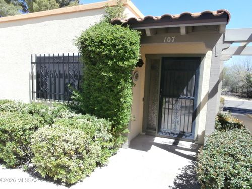 107 W Calle Del Ano, Green Valley, AZ, 85614 | Card Image