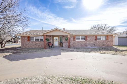 812 Holliday St, Plainview, TX, 79072-6040 | Card Image