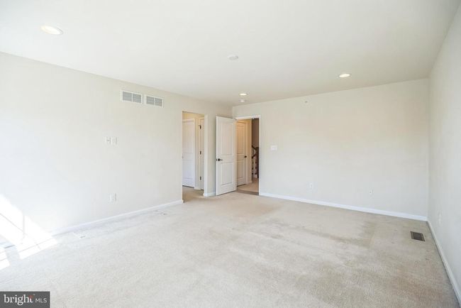 142 Spring Oak Dr, Townhouse with 4 bedrooms, 3 bathrooms and null parking in MALVERN PA | Image 42