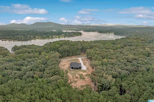 340 Billingsley Dr, SYLACAUGA, AL, 35151-5589 | Card Image