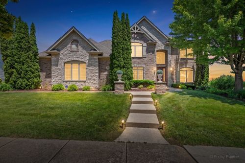 3674 Broadleaf Ave, Elgin, IL, 60124-7882 | Card Image