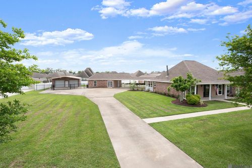 40157 Parker Rd, Prairieville, LA, 70769-5374 | Card Image