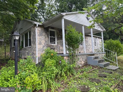 1327 Cut Off Rd, KEYSER, WV, 26726-7114 | Card Image