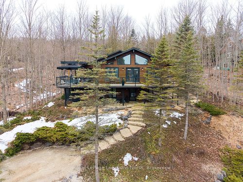 112 Amik Crt, Kimberley, ON, N0C1G0 | Card Image