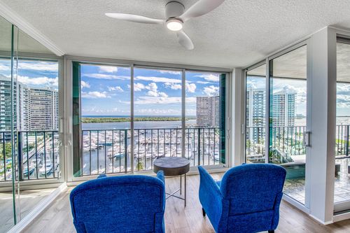 apt-t36-120 Lakeshore Dr, North Palm Beach, FL, 33408-3666 | Card Image