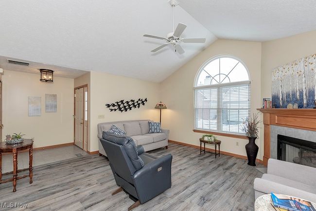UNIT-6 - 7572 Monterey Bay Dr, Condo with 2 bedrooms, 2 bathrooms and null parking in Mentor-On-The-Lake OH | Image 11