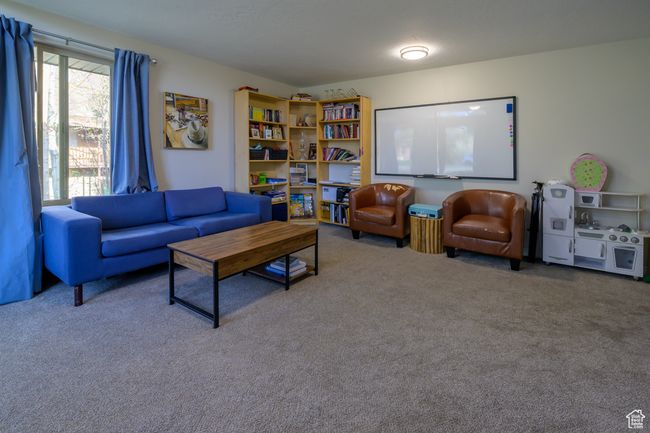 550 E 2100 N, House other with 6 bedrooms, 4 bathrooms and 2 parking in Provo UT | Image 13