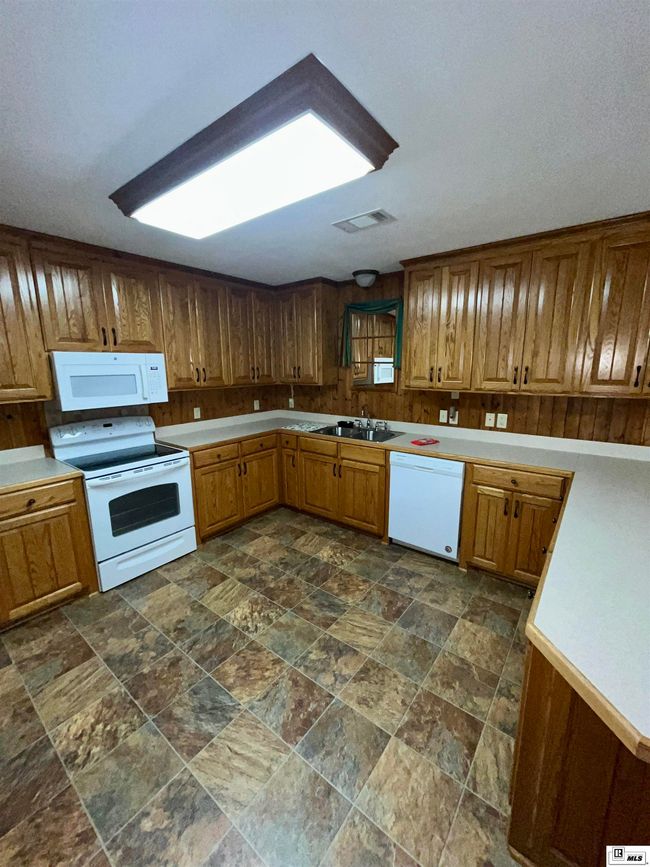 15601 Crossett Rd, House other with 3 bedrooms, 4 bathrooms and null parking in Bastrop LA | Image 25